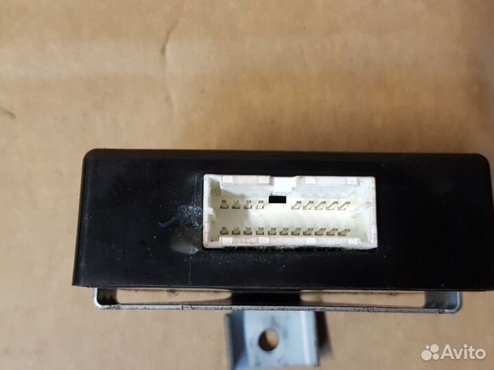 Блок управления парктрониками KIA bongo 3