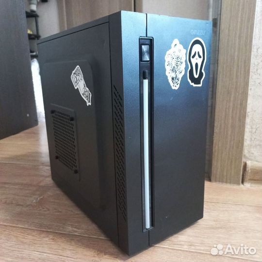 Корпус с блоком питания для пк