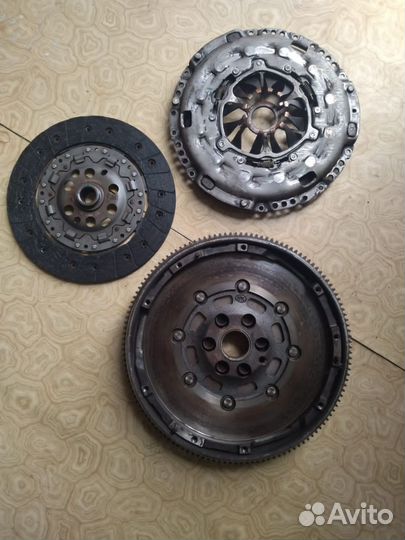 Комплект сцепления на volkswagen транспортёр Т5