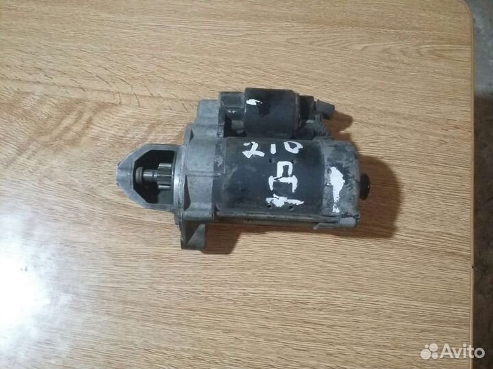 Стартер на mercedes на 613 мотор