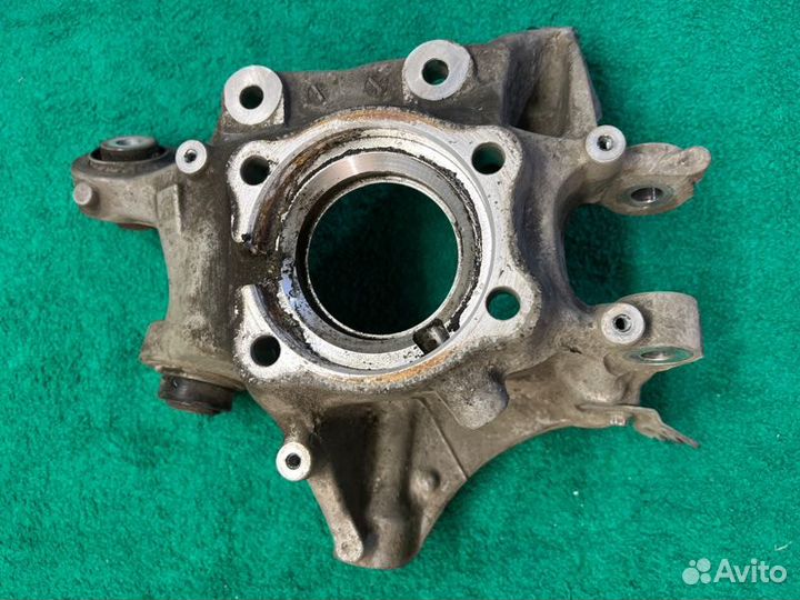 Кулак поворотный задний левый Bmw 5 G30 21Г