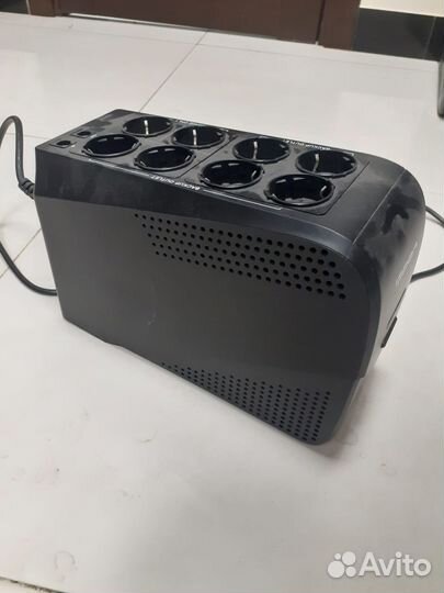 Источник бесперебойного питания ippon