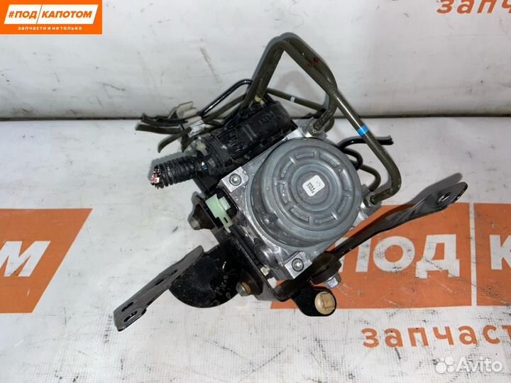 Блок ABS Mitsubishi Outlander 3 2012 4670A756