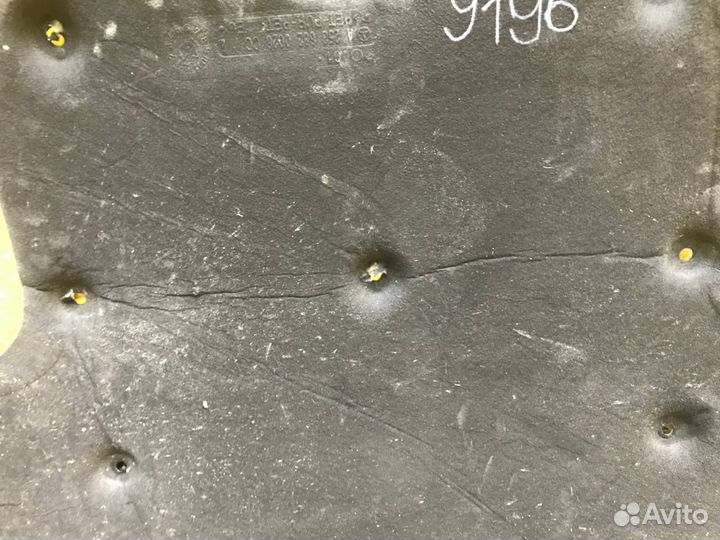 Шумоизоляция капота Mercedes Benz GLC