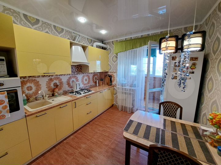 3-к. квартира, 67 м², 2/5 эт.