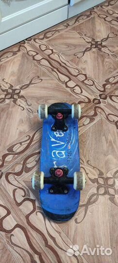 Самокат и скейт