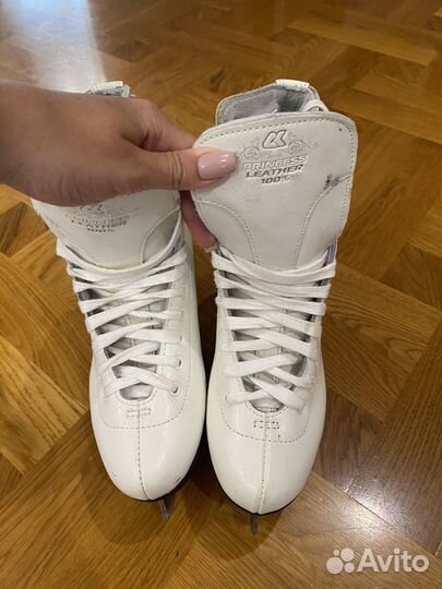 Коньки фигурные детские