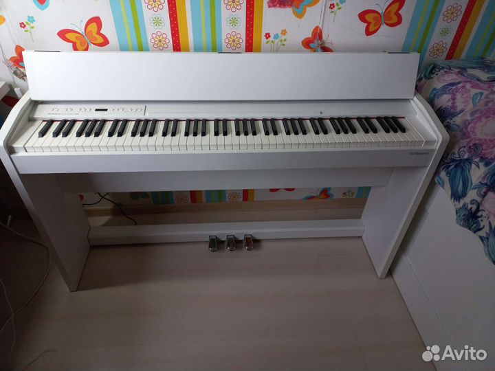 Цифровое пианино Roland F-140R