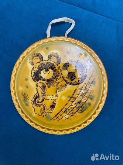 Олимпийский мишка, настенное панно