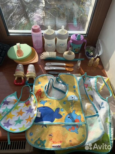 Бутылочки Avent, слюнявчики, ниблер, посуда, соски