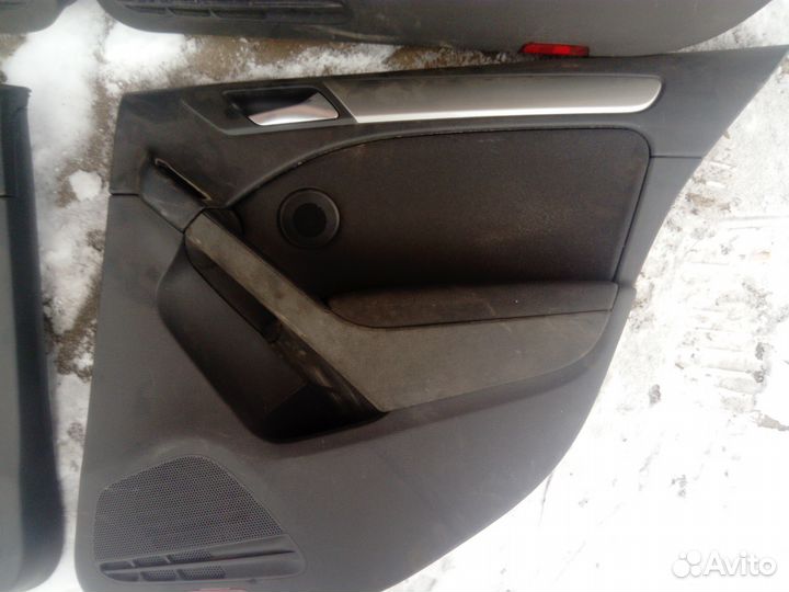 Обшивка двери к-т Volkswagen Golf VI 2009-2013