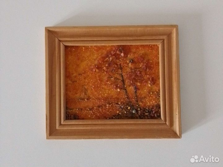 Картина из янтаря