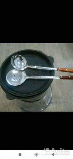 Казан чугунный с чугунной крыжкой сковородой 10 л