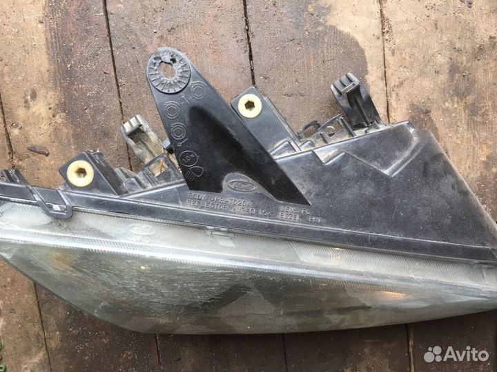 Фары на ford focus 2