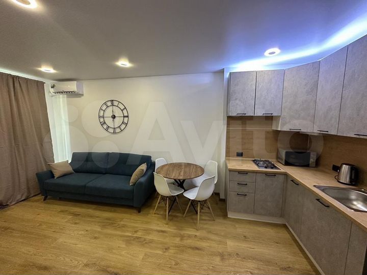 2-к. квартира, 50 м², 3/6 эт.