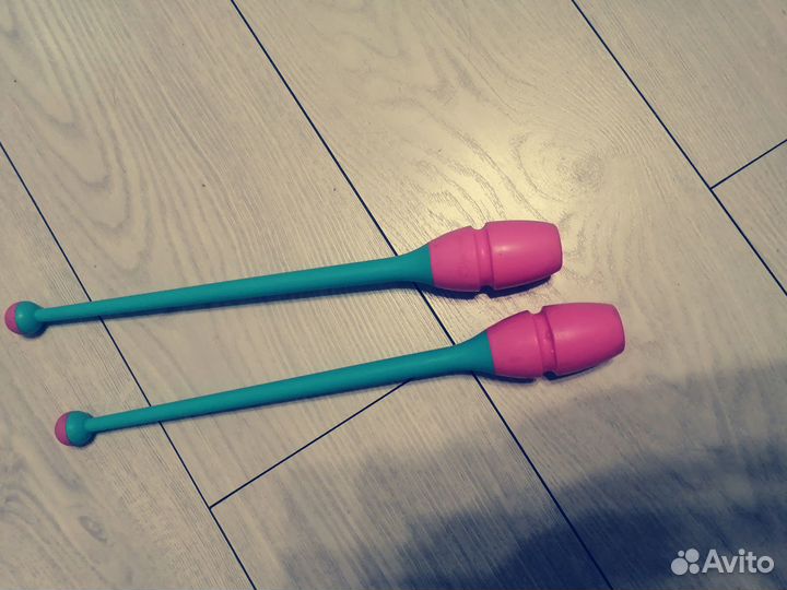 Булавы гимнастические