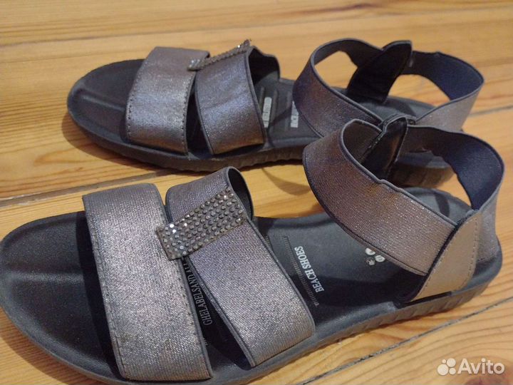 Сандалии для девочки.Размер 36