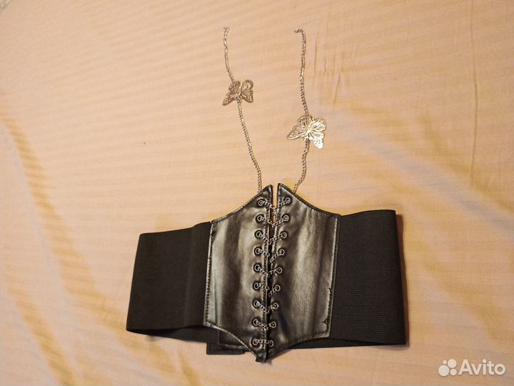 Корсет с бабочками новый