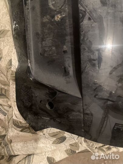 Продам крышку багажника