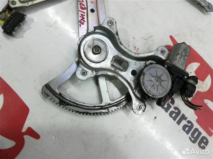 Стеклоподъемник передний левый Mitsubishi L200