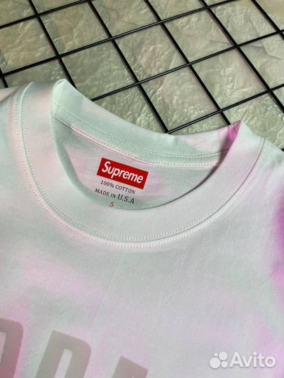 Футболка Supreme