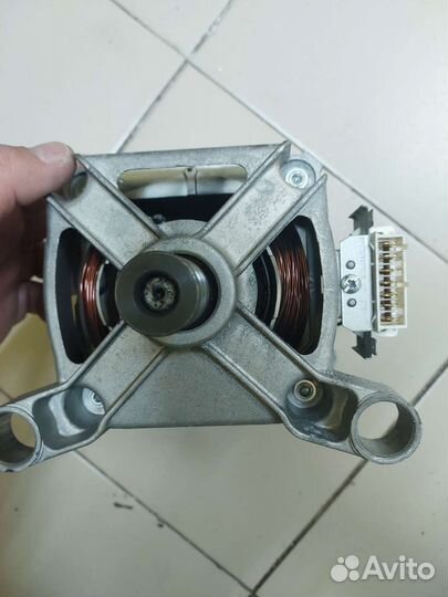 Двигатель от стиральной машины ariston