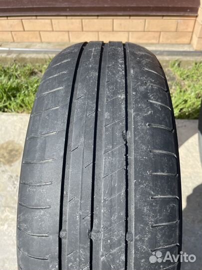 Goodyear EfficientGrip Performance 185/65 R15 88