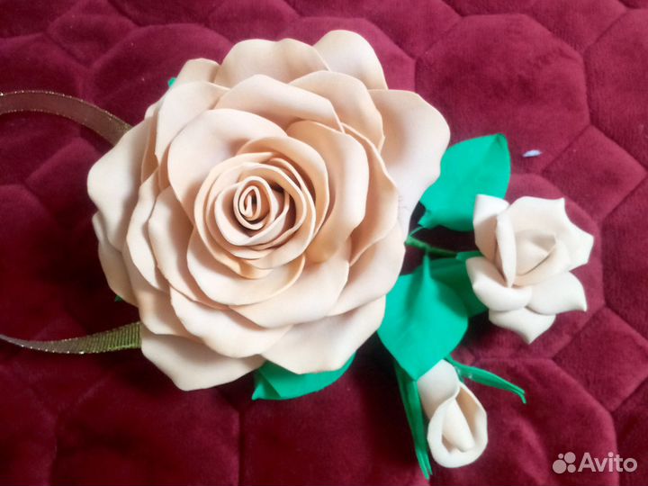 Шторный зажим.Роза.бежевая