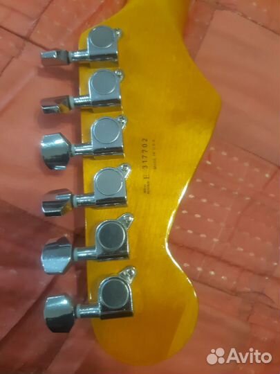 Гитара стратокастер