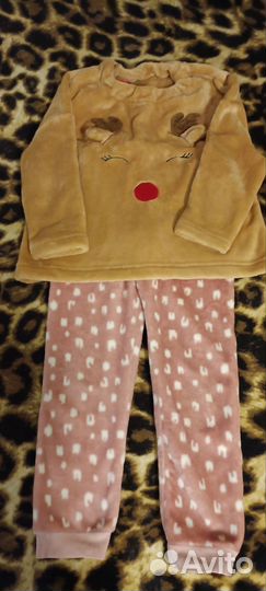 Джинсы, футболки, шорты, платья,теплый костюм 122