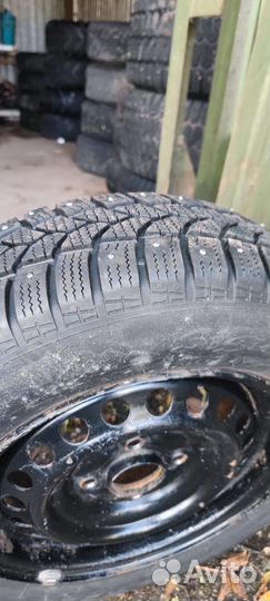 Tigar Sigura Stud 195/60 R15