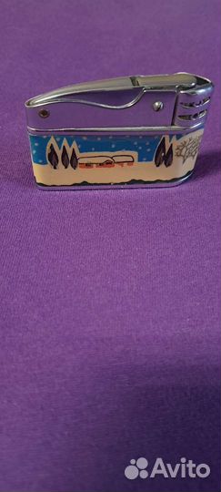 Винтажная зажигалка