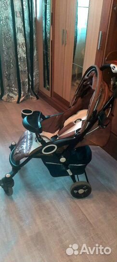 Прогулочная коляска