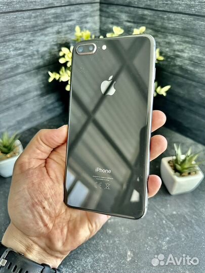 iPhone 8 Plus, 64 ГБ