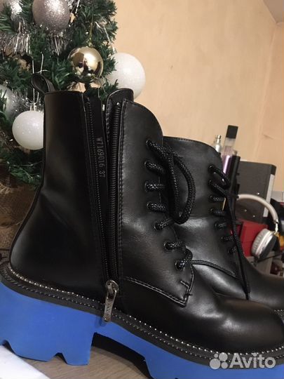 Сапоги на тракторной подошве женские 37,5 размер