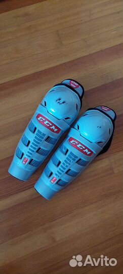 Щитки хоккейные CCM