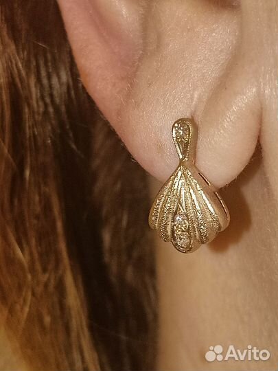 Золотые серьги с бриллиантами 583