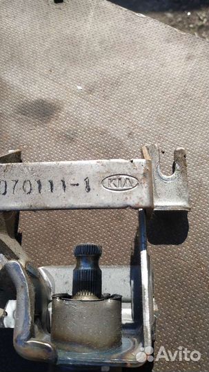 Рулевая колонка Киа Спектра