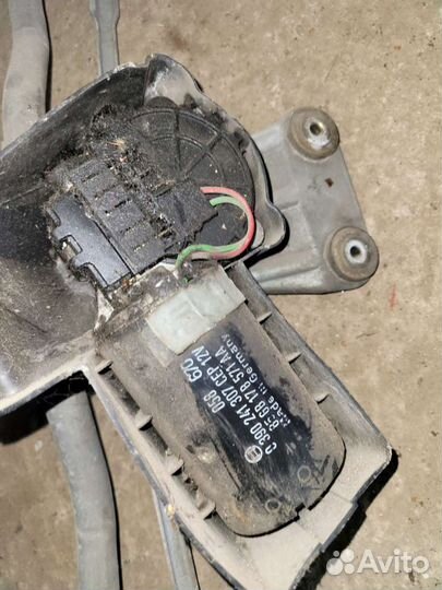 Моторчик дворника на форд эскорт 1996г