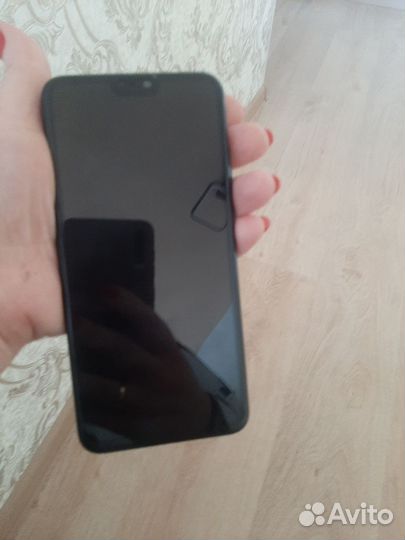 Телефон Huawei 8х