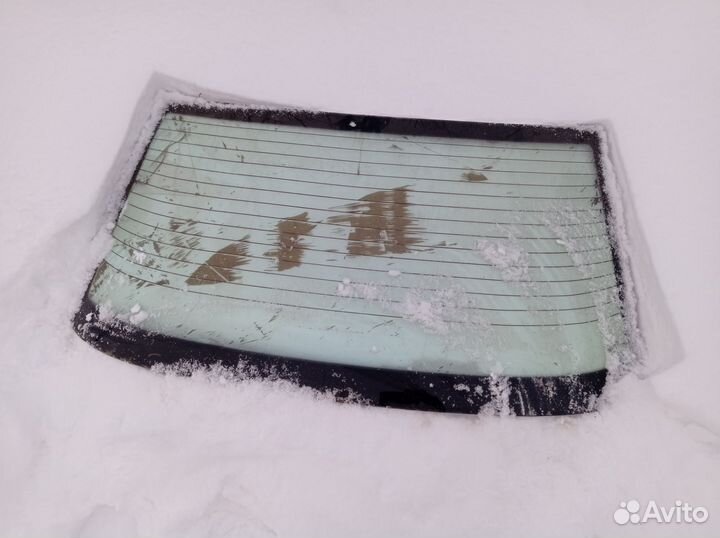 Стёкла ваз 2110