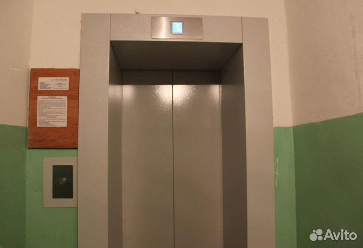 Помощник монтажника лифтов