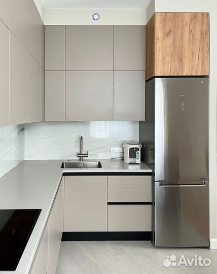 Угловая кухня на заказ. Производство