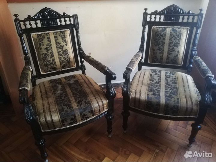 Антикварная мебель