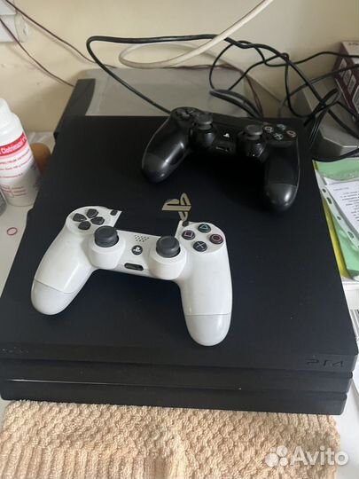 Sony PS4 pro 1tb