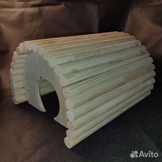 Деревянный домик для крыс и хомяков