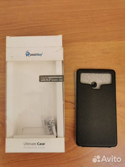 Чехол на телефон