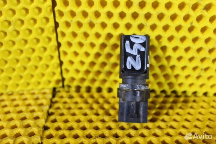 Датчик положения коленвала Nissan Murano Z50