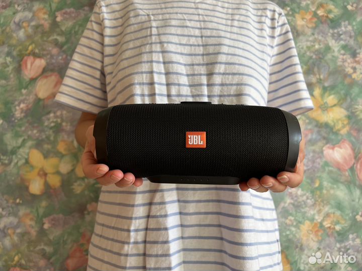 Bluetooth колонка JBL Charge 3