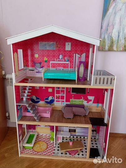 Кукольный домик с лифтом